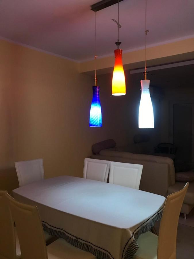 Mum'S Apartment Petrovac ภายนอก รูปภาพ